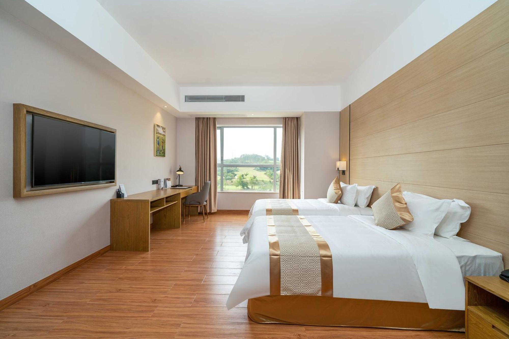 Phoenix Hill Hotel Dongguan - Golf Course Shop Eksteriør billede
